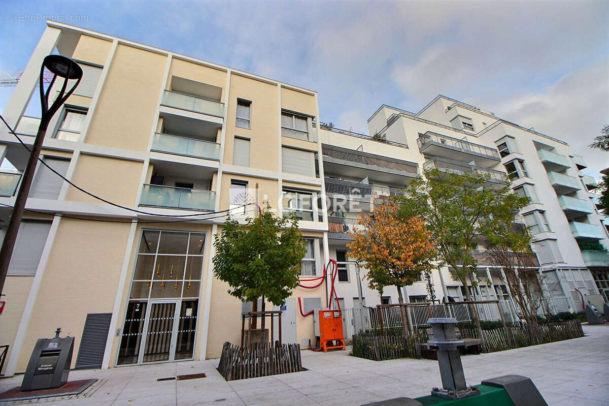 Appartement à RUEIL-MALMAISON
