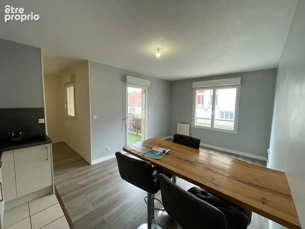 Appartement à MAINVILLIERS