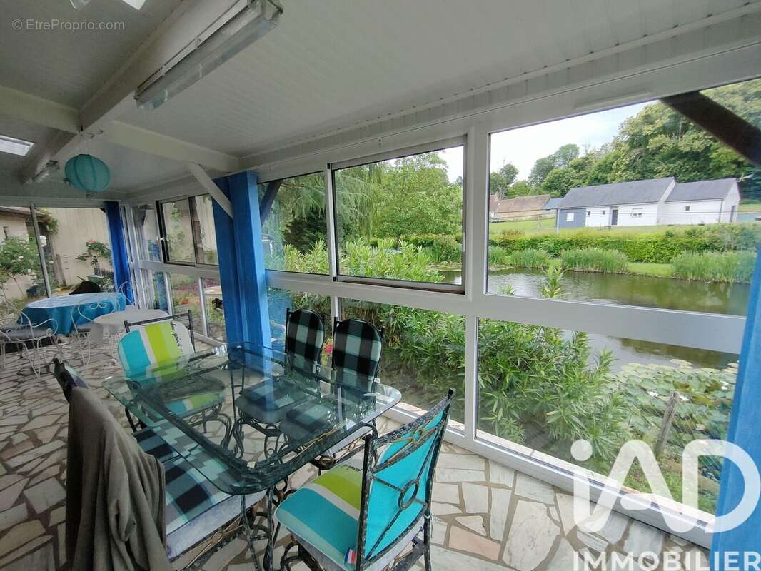 Maison 151 m² à Thorigne-Sur-Due  - photo 3