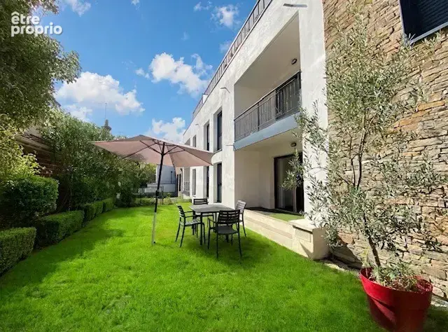 Superbe 3 pp de 57,82 m2 en rdj avec parking et cave - photo 2