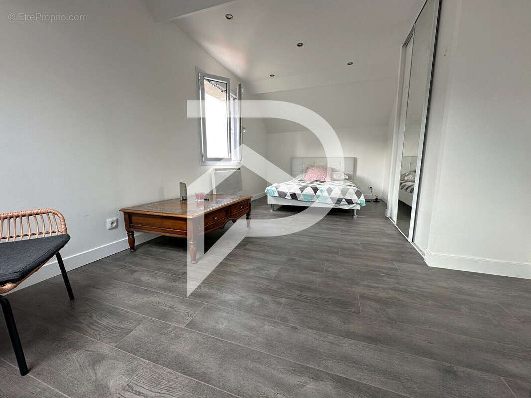 Maison à LAIGNEVILLE