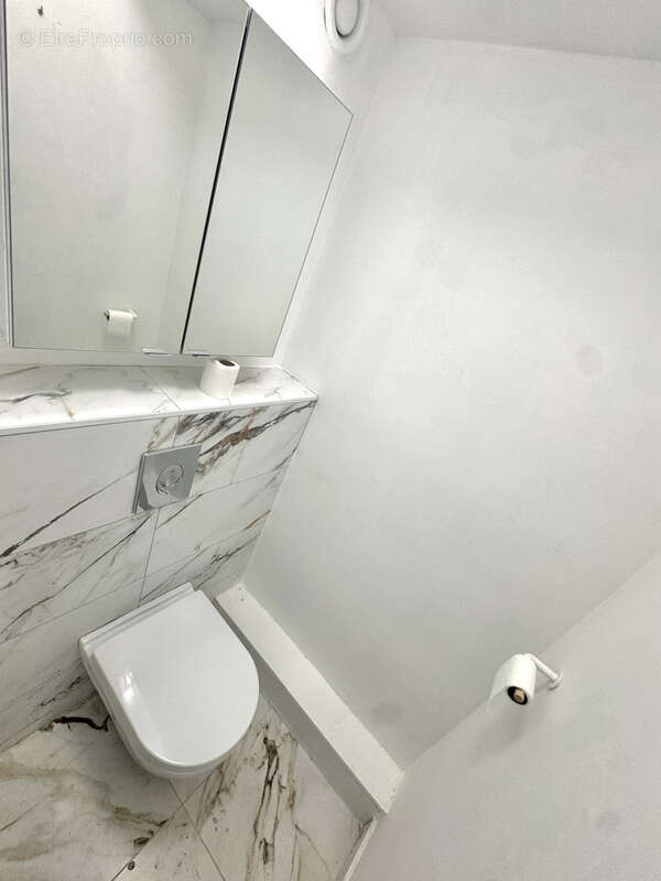 Appartement à MARSEILLE-5E