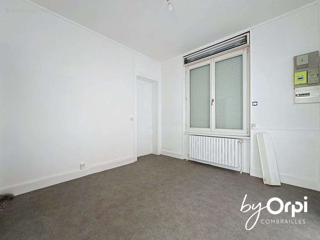 Maison à SAINT-ELOY-LES-MINES