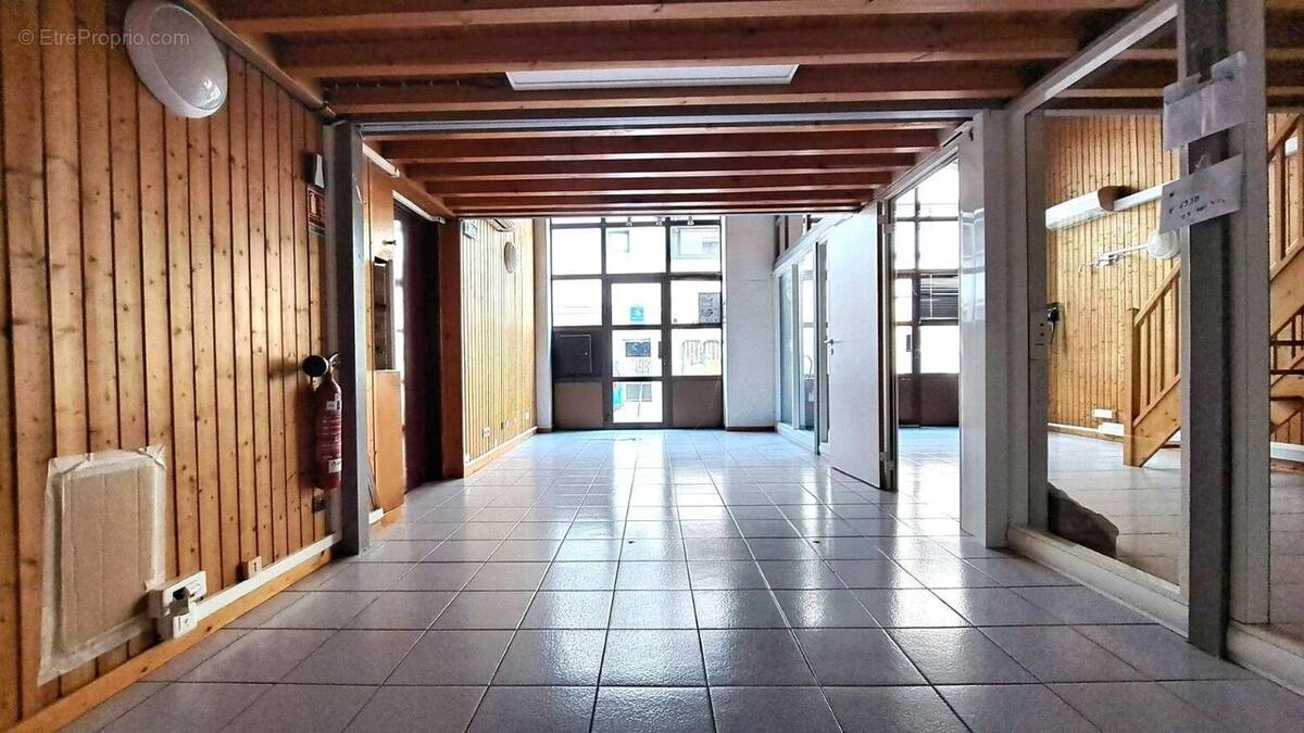 Commerce à GRENOBLE