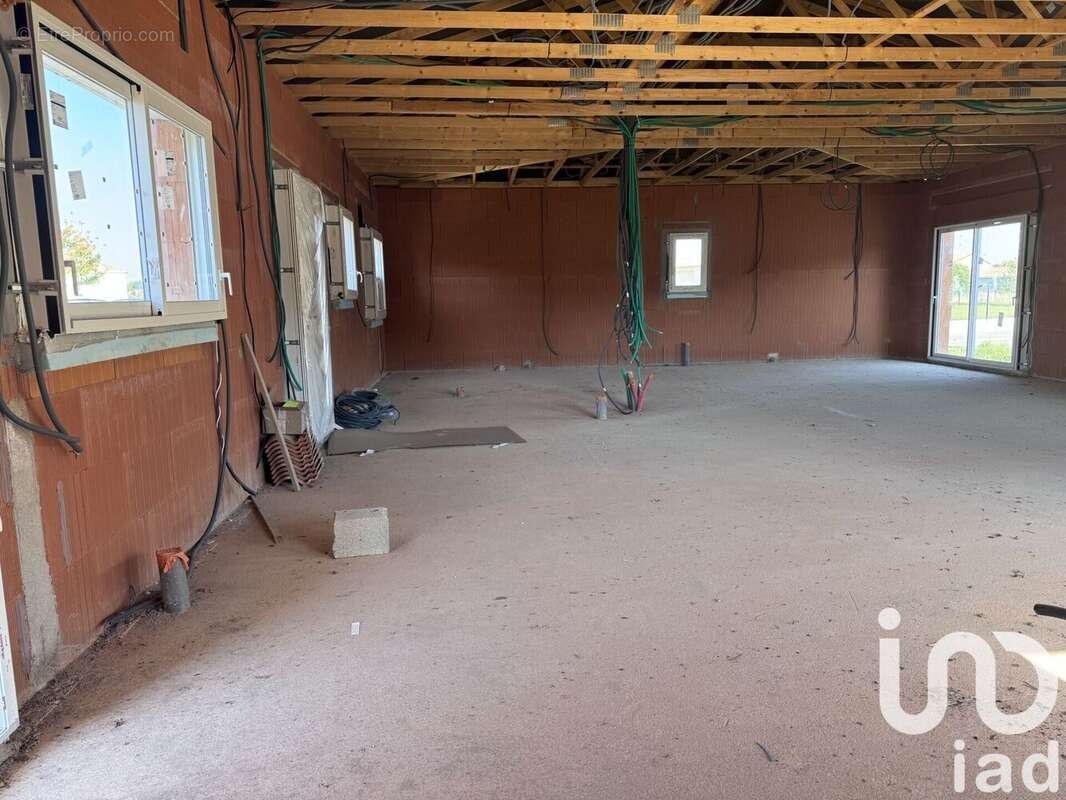 Photo 3 - Maison à MONTBETON