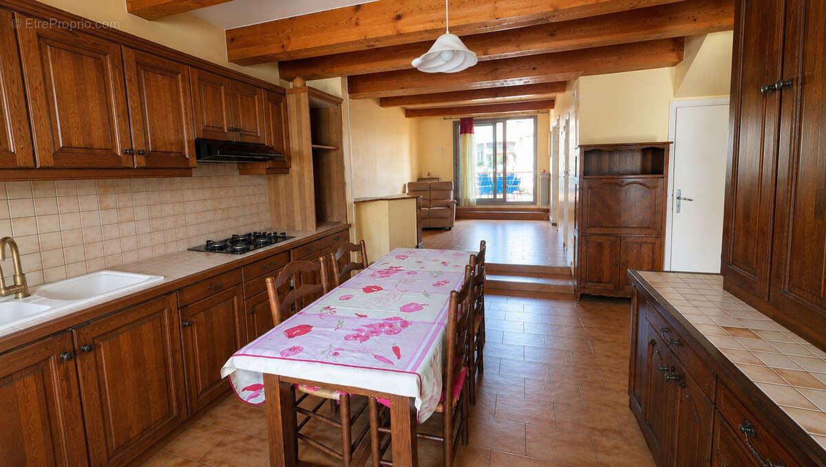 Maison à CADENET