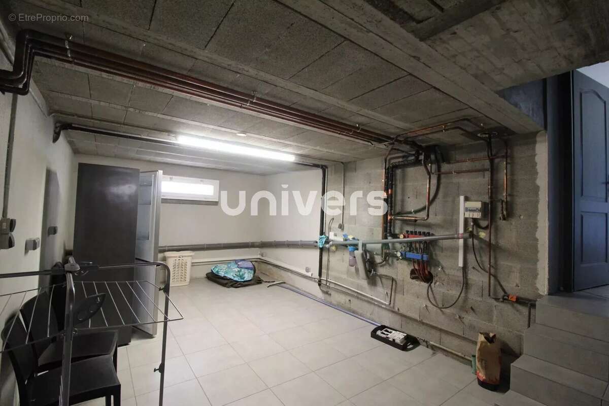 Maison à LIVRON-SUR-DROME