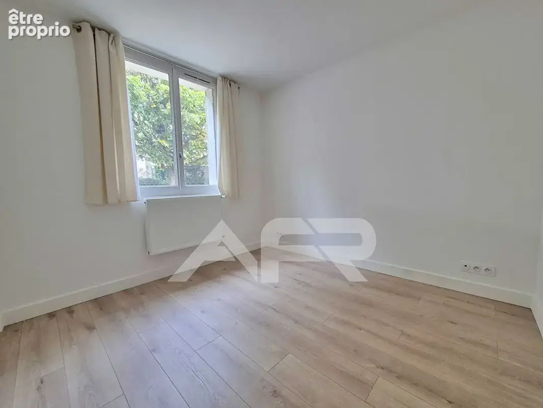 3 pièces 2 chambres a chatou - photo 8