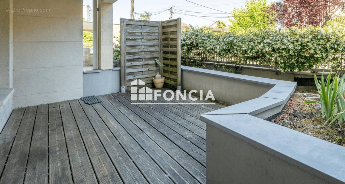 Appartement à BORDEAUX