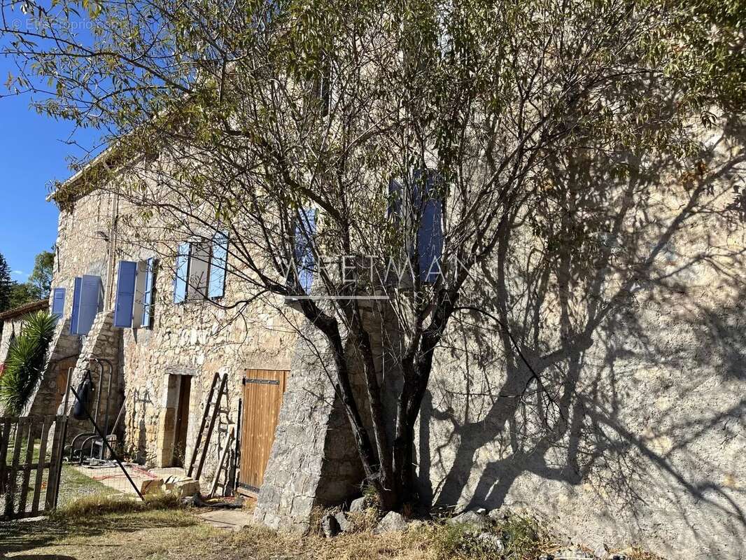 Maison à SAINT-PAUL-EN-FORET