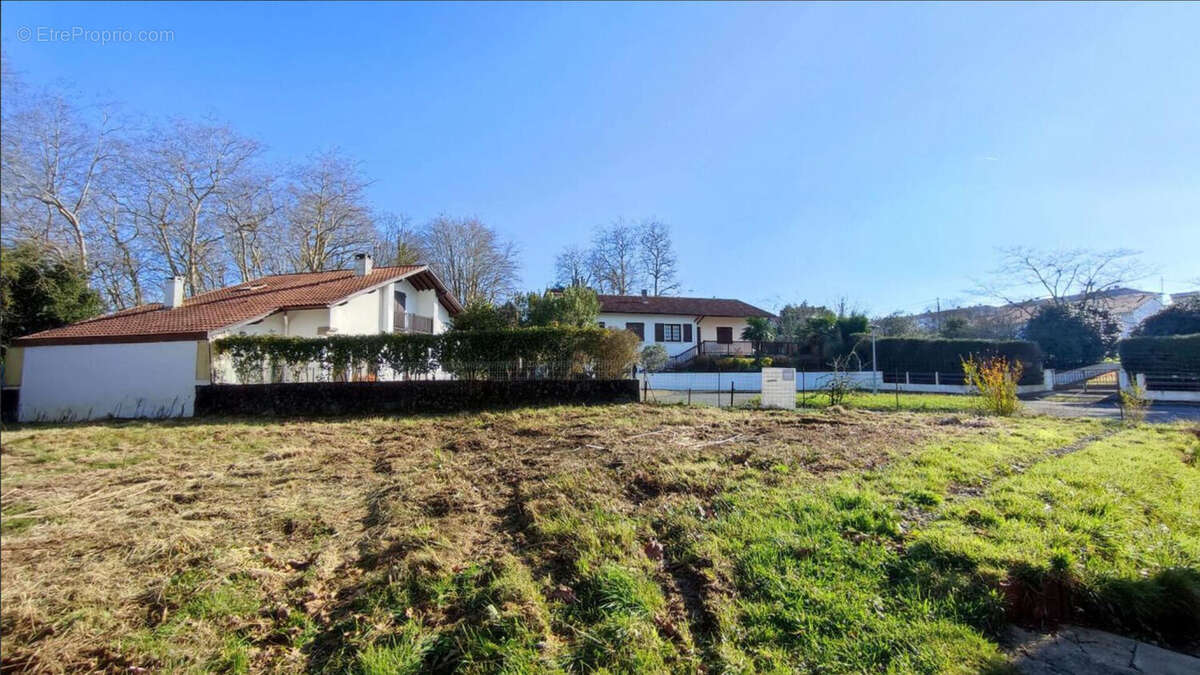 Terrain Bayonne 1251 m2 - photo 2