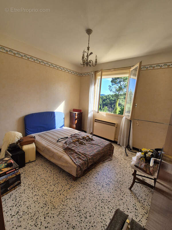 Maison 171 m2 terrain 5894 m2 - photo 19