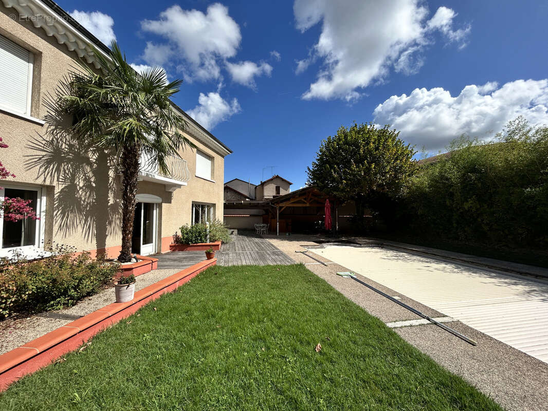 Maison à FEURS