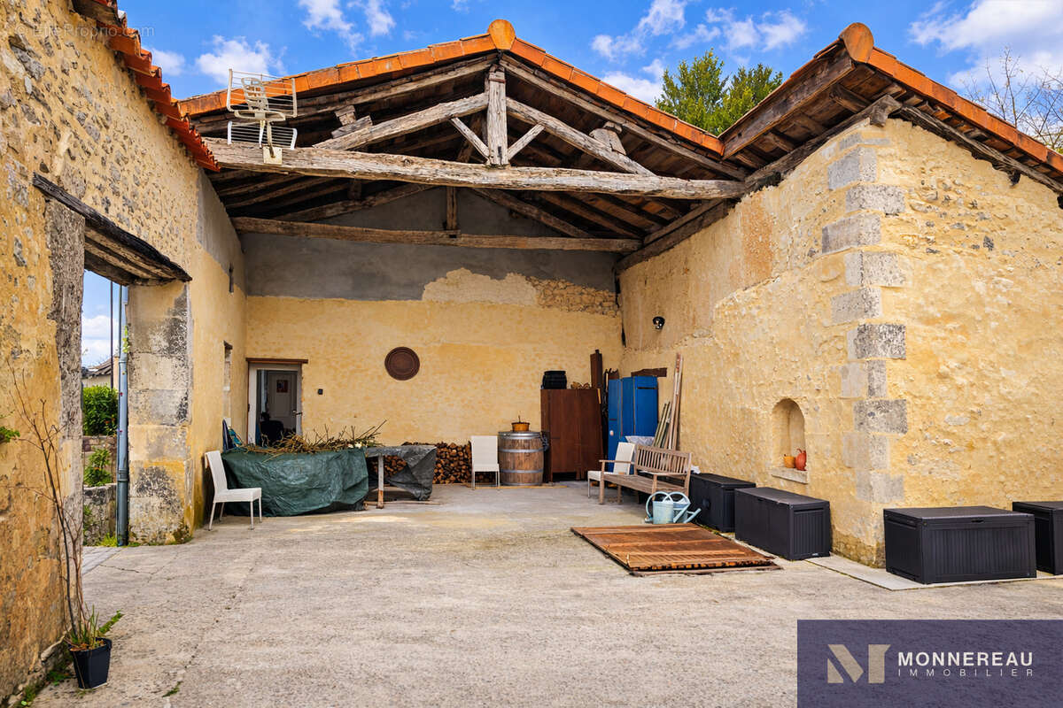 Maison à CONDEON