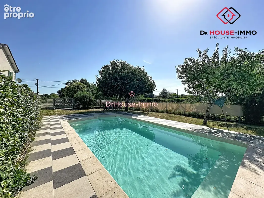 Maison 7 pièces 198 m² à vendre à Aubeterre-Sur-Dronne (16390) - photo 104