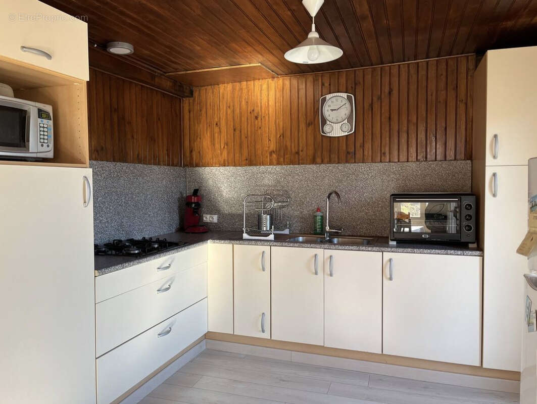 Appartement à SAINT-PIERRE-DELS-FORCATS