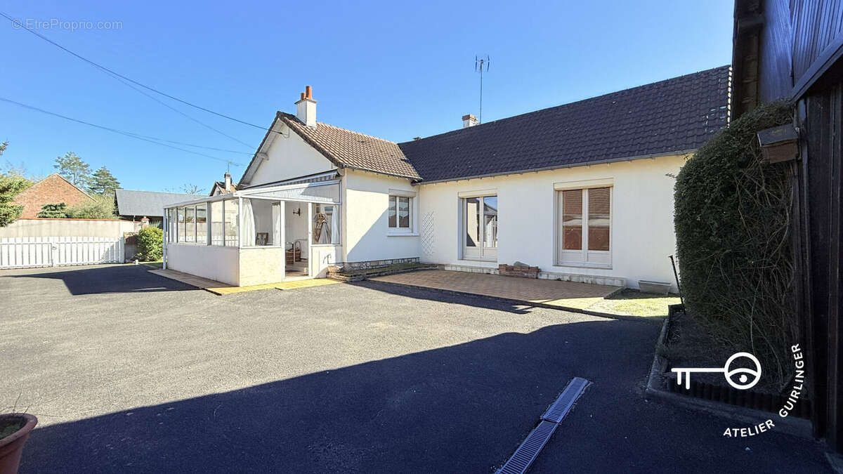 Maison à LA MAROLLE-EN-SOLOGNE