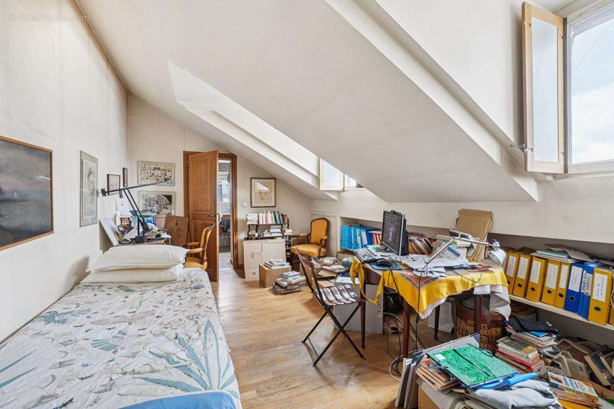 Appartement à PARIS-6E