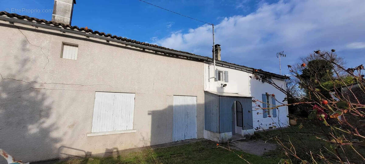 Maison à SAINT-FORT-SUR-GIRONDE