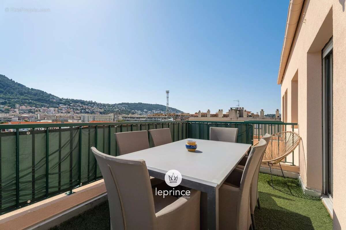 Appartement à NICE