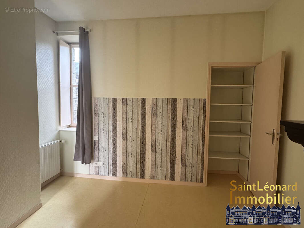 Appartement à FOUGERES