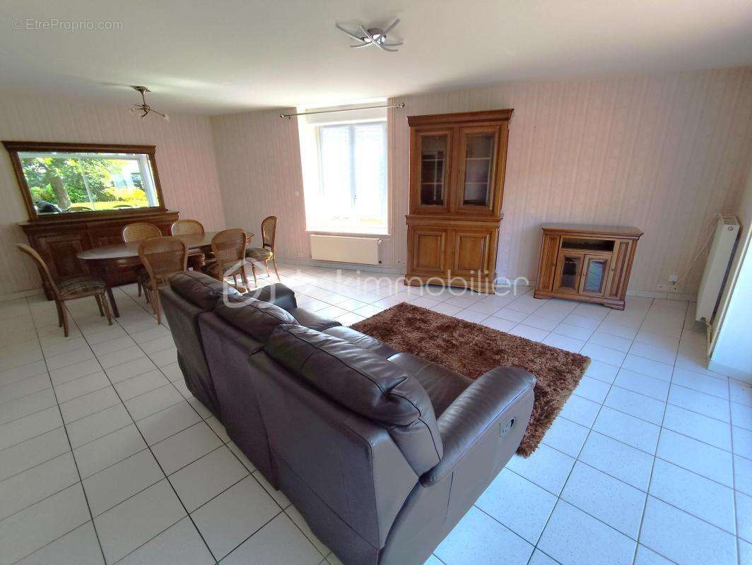 Maison en pierre de 138 m2 exposée plein Sud - photo 9