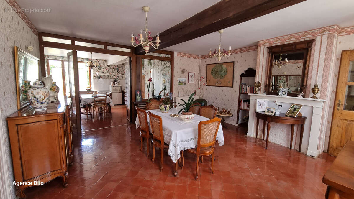 Maison 130 m2, trés bien entretenue - photo 2