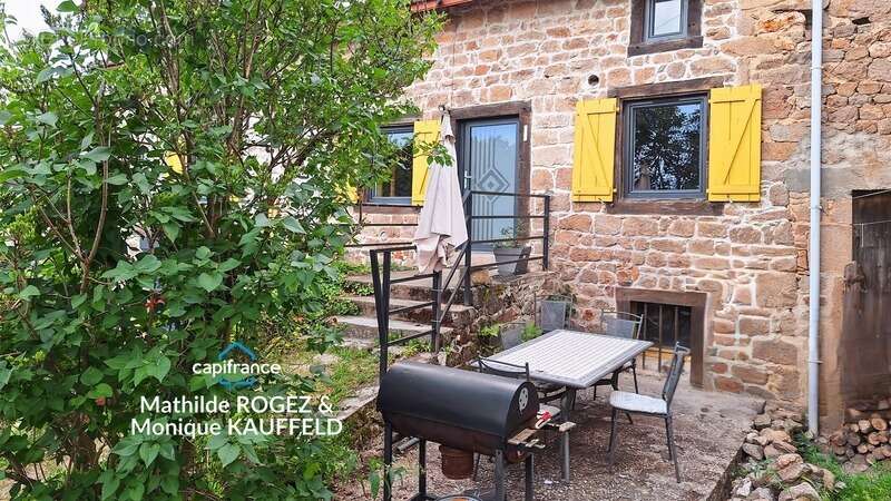 Maison à TOURS-SUR-MEYMONT