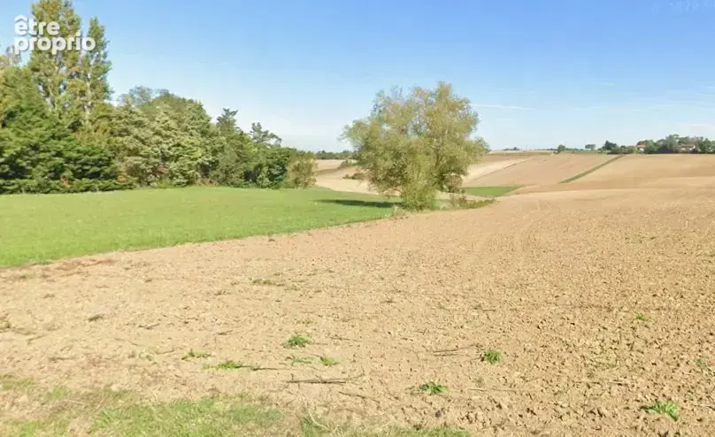 Terrain à LABASTIDE-BEAUVOIR