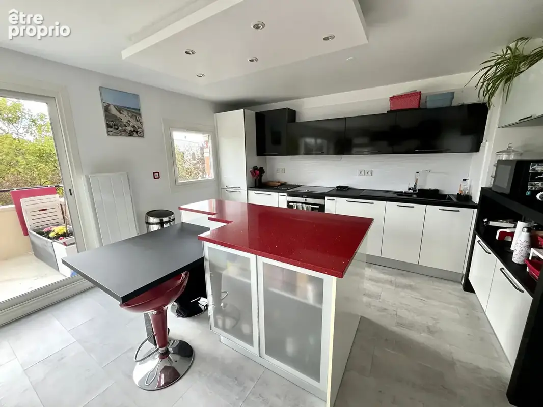 Appartement 3 pièces 79 m² à vendre à Cergy (95800) - photo 5