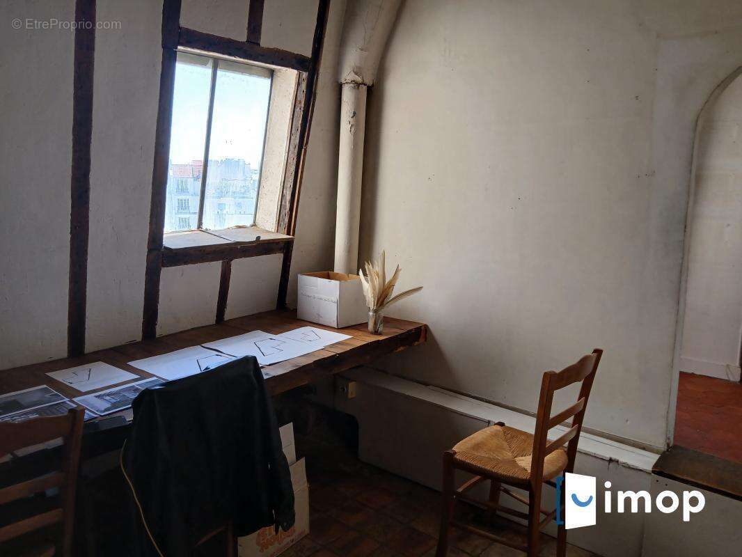 Appartement à PARIS-6E