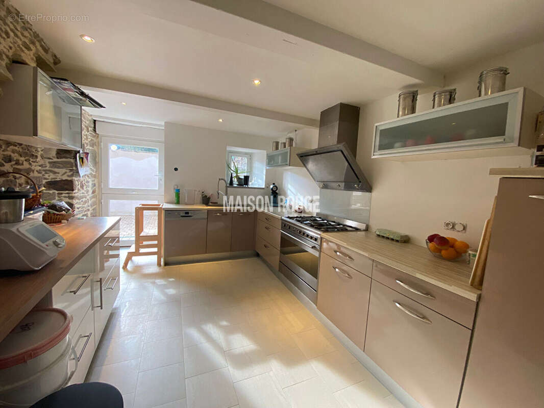 Maison à LE MINIHIC-SUR-RANCE