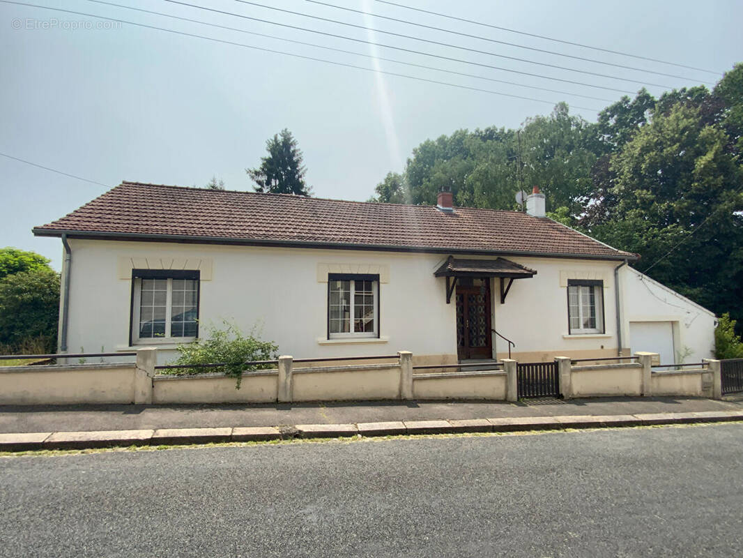 Maison à LE CREUSOT