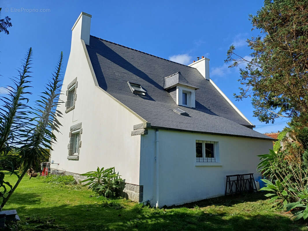 Maison à PLOUGASNOU