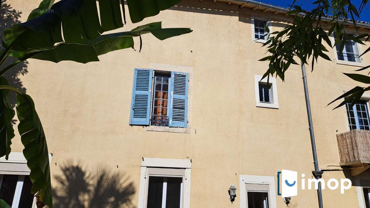 Appartement à FONTENAY-LE-COMTE