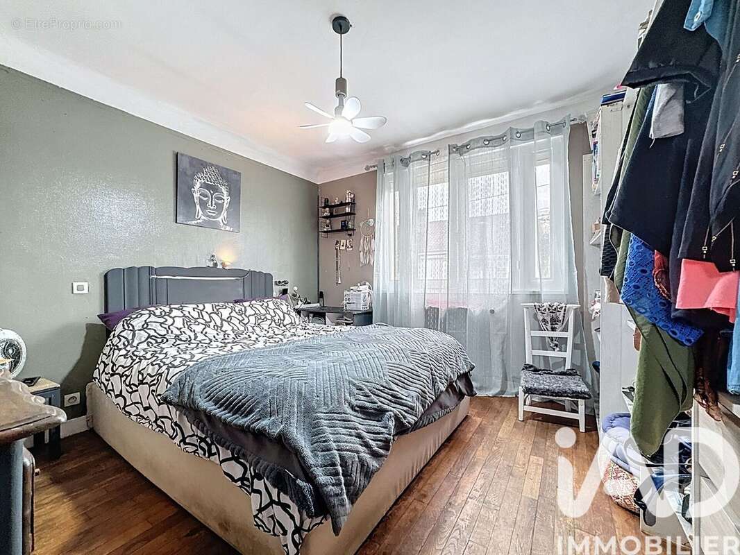 Photo 8 - Maison à VIRY-CHATILLON