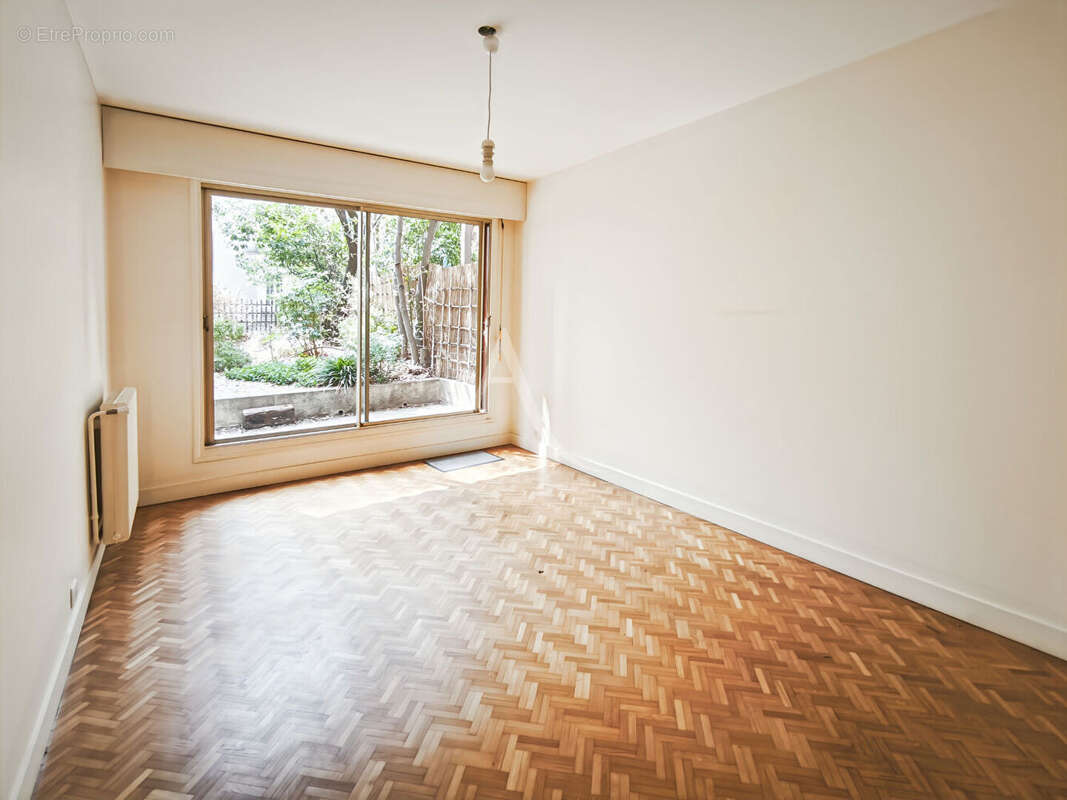 Paris 17ème - 3 Pièces avec jardin de 38 M² - Courcelles - photo 12