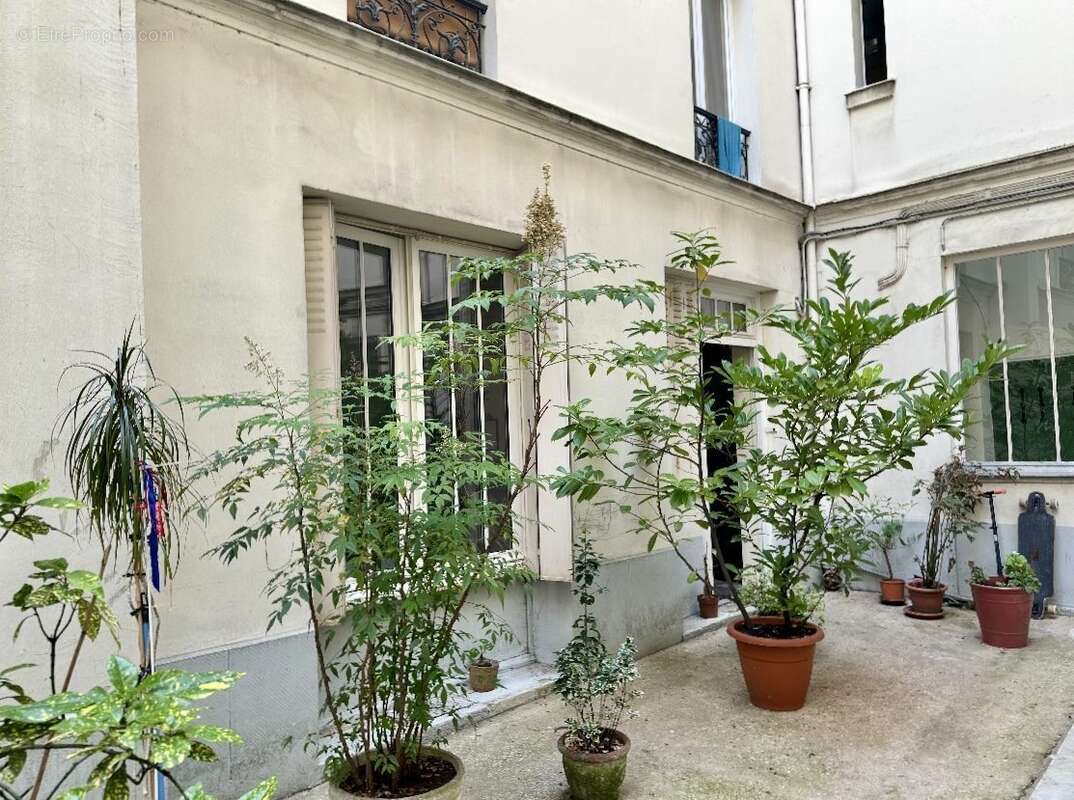 Appartement à PARIS-18E