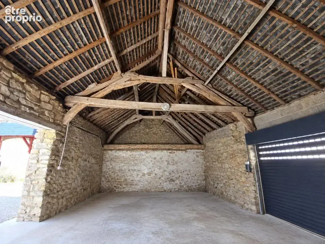 Maison de caractère avec jardin - 8 pièces - SOULGE SUR OUETTE (53) - photo 16