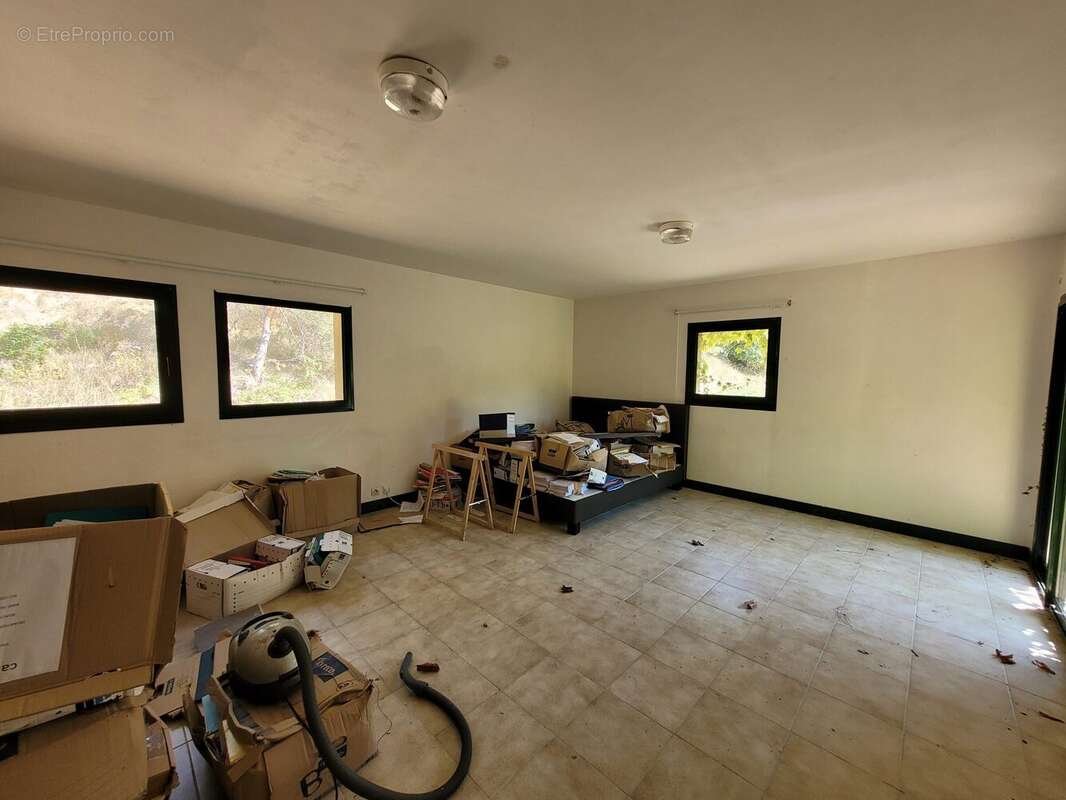 Maison à LONGNY-AU-PERCHE