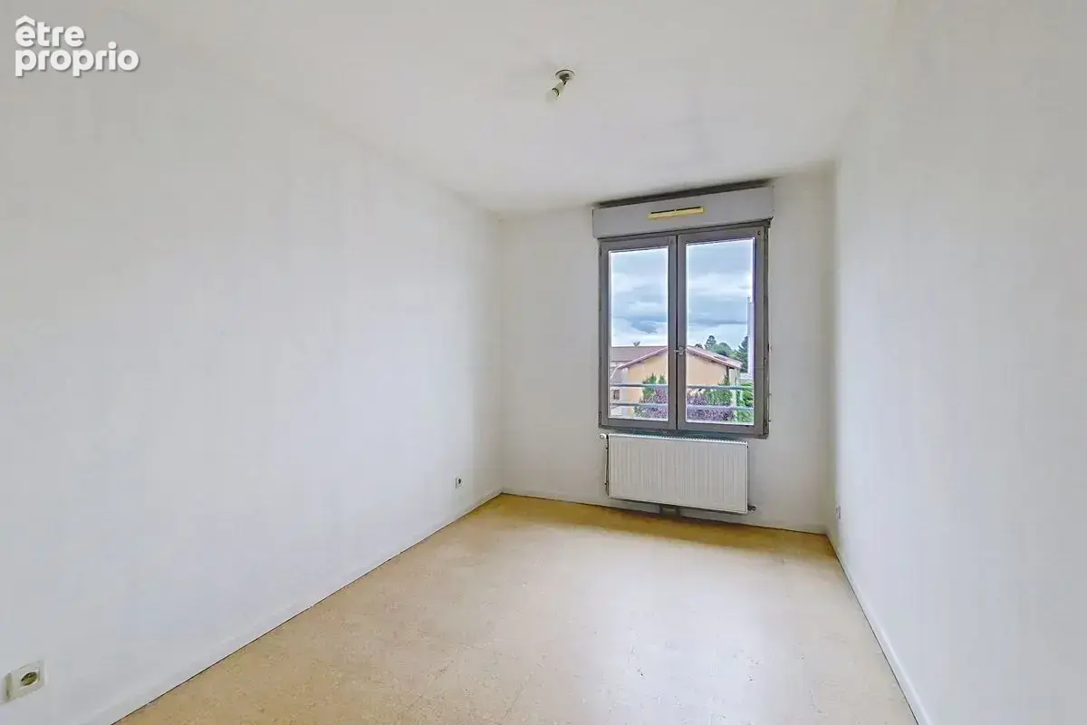 Appartement de 4 pièces - 83.10 m² - Villefranche sur Saône - photo 3