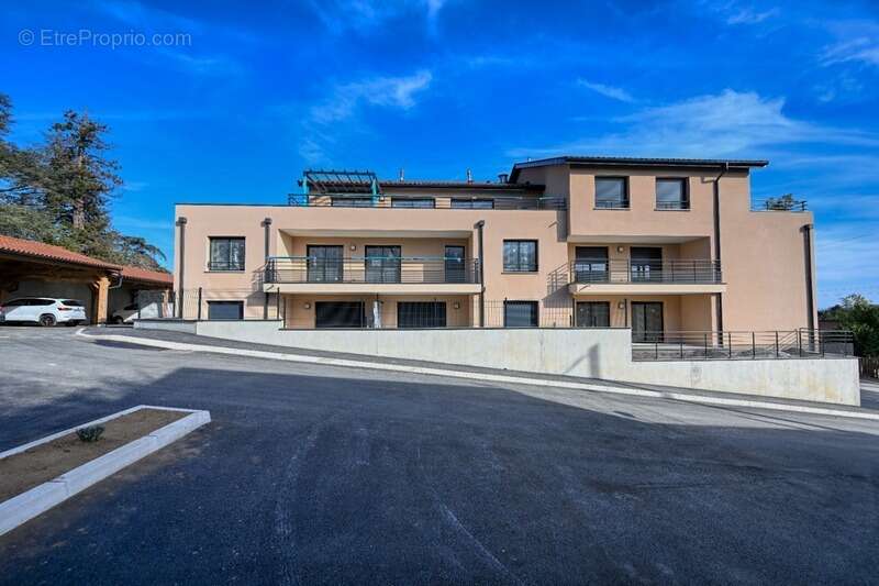 Appartement à VAUGNERAY