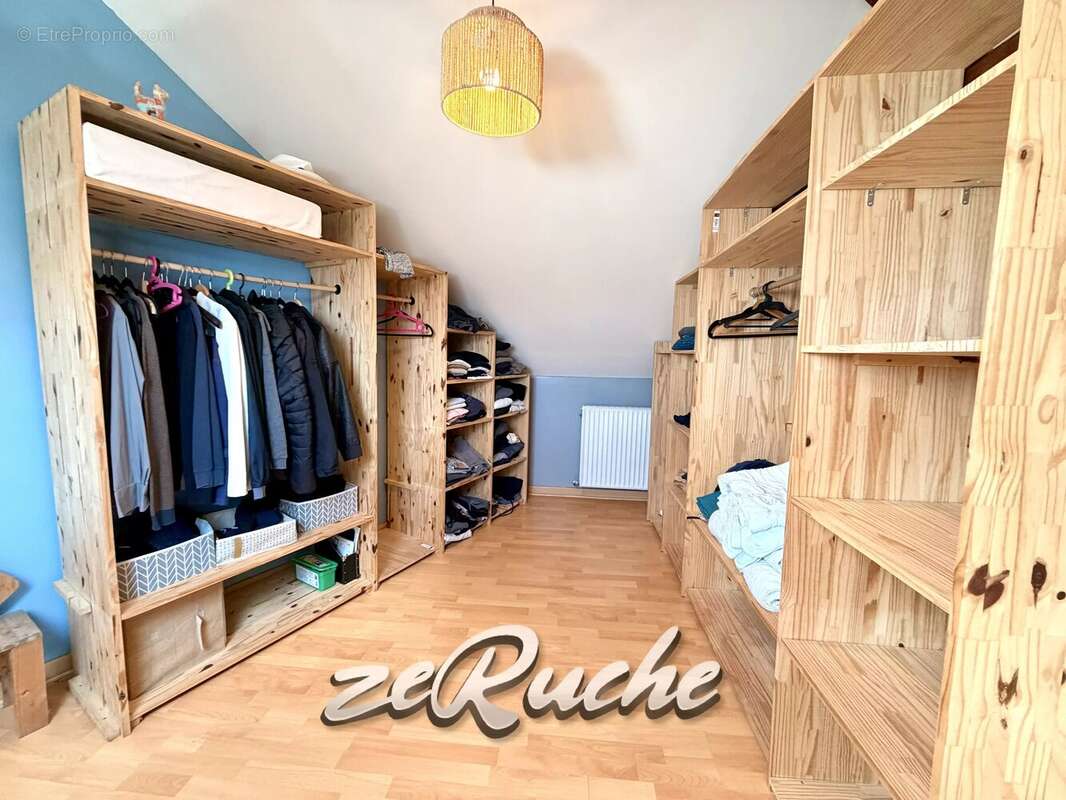 Longère 143 m² – 5 chambres – Dépendance – Terrain 843 m² – Secteur Bayeux - photo 12
