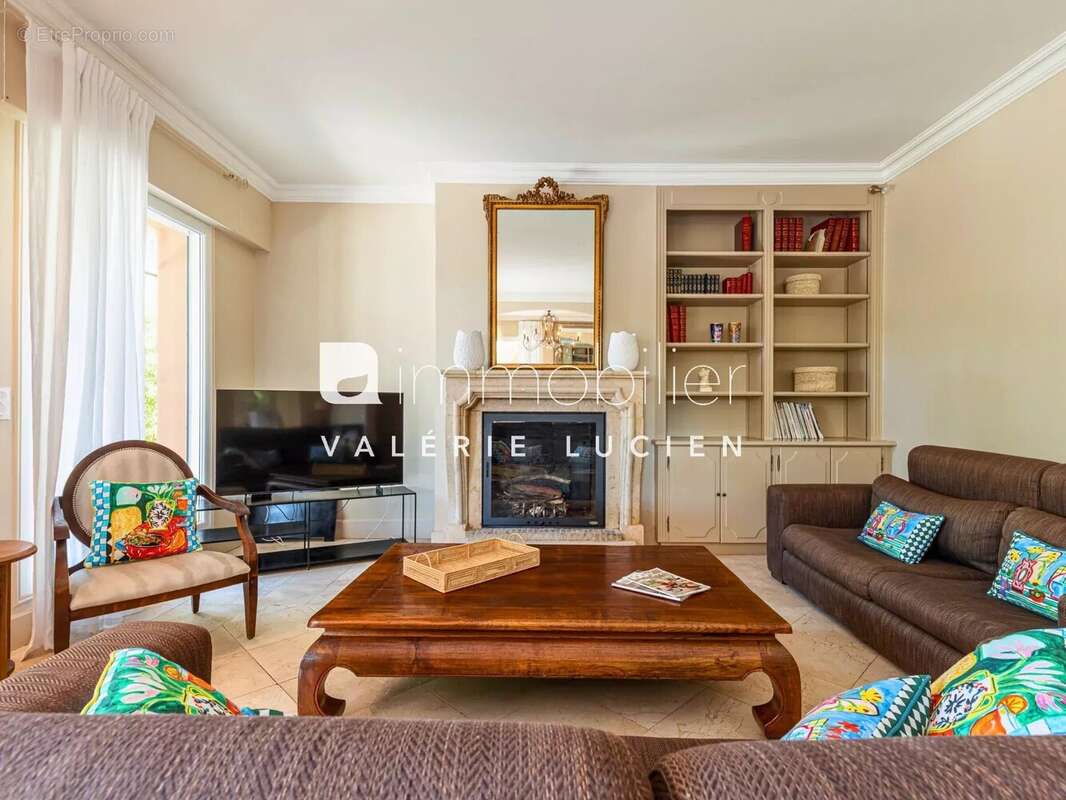 Maison à SAINT-RAPHAEL