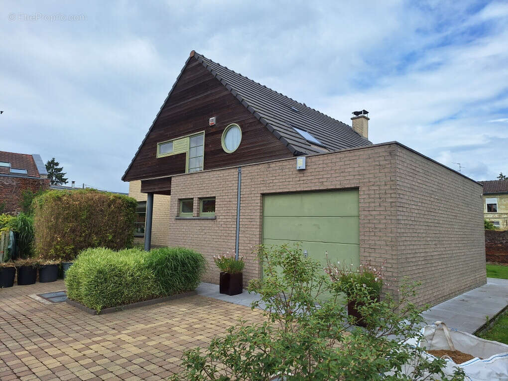 Maison à SAINT-SAULVE