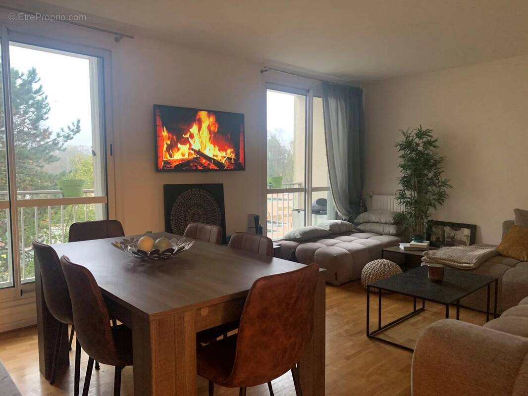Appartement à MONTIGNY-LE-BRETONNEUX