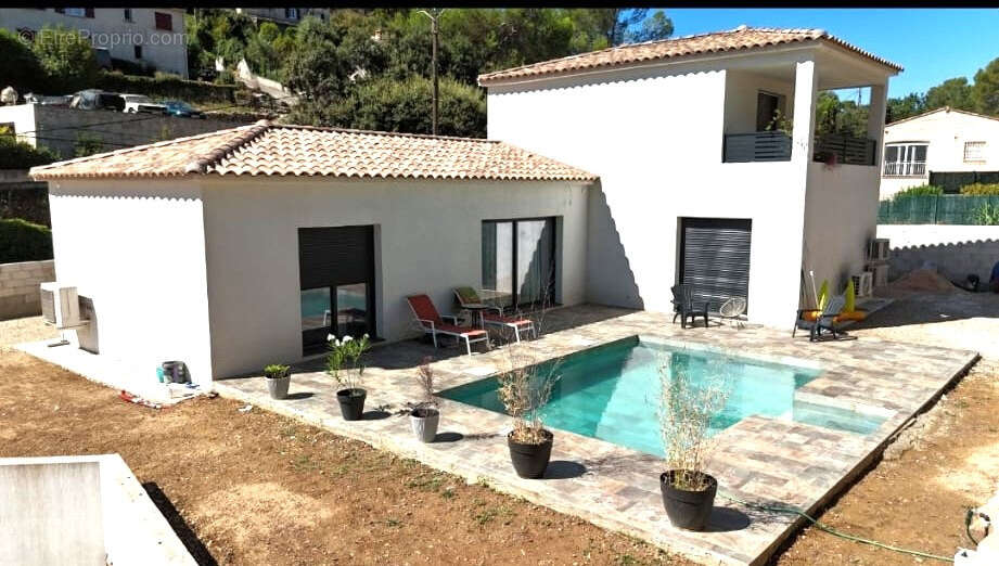 Maison à TRANS-EN-PROVENCE