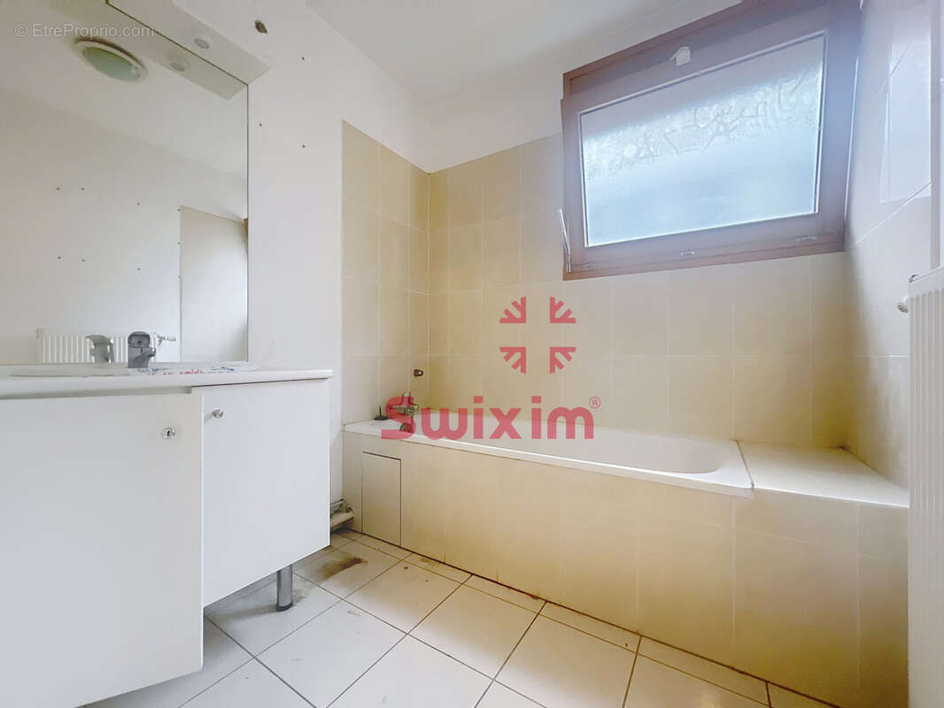 Appartement à L&#039;ILE-SAINT-DENIS