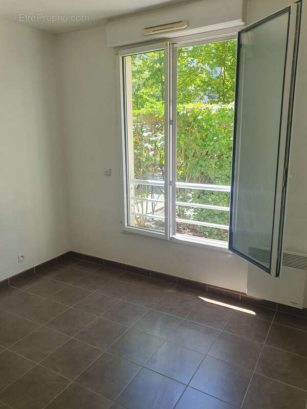 Appartement à CORBEIL-ESSONNES
