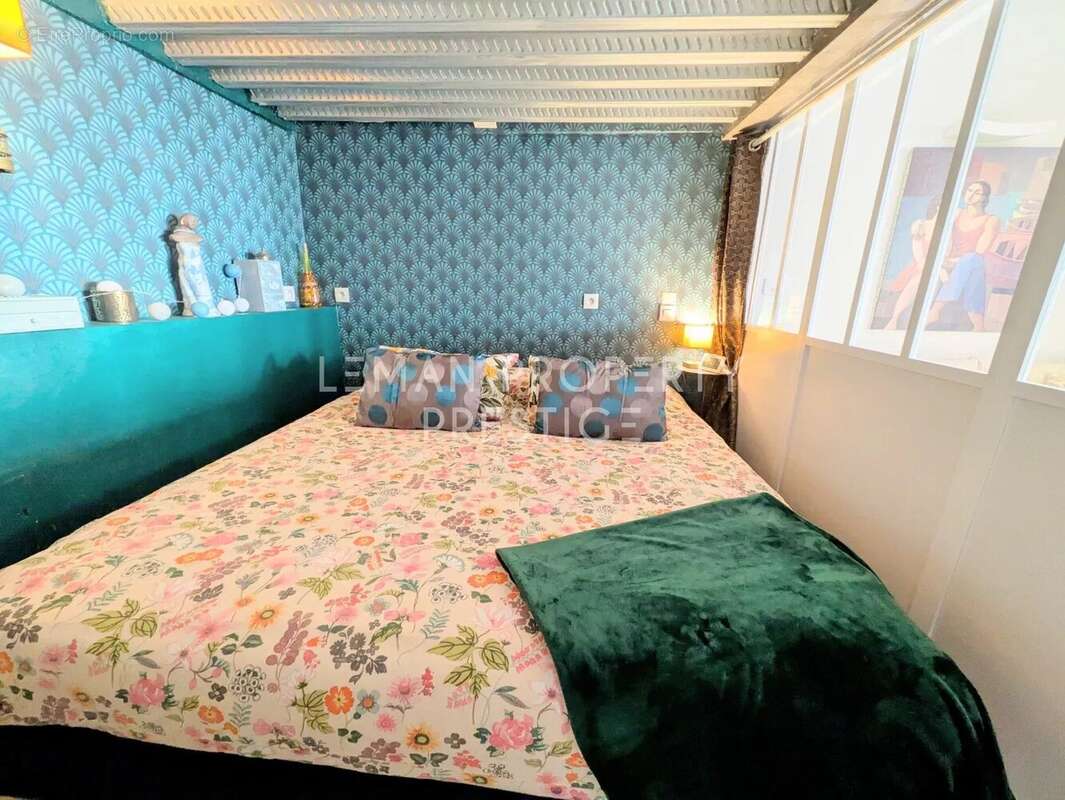 Appartement à VALLAURIS